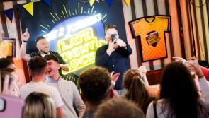 Who are the guests for the series finale of The 2 Johnnies Late Night Lock In (November 23)