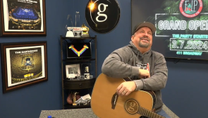 Big update as Garth Brooks reveals release date of Croke Park gig footage