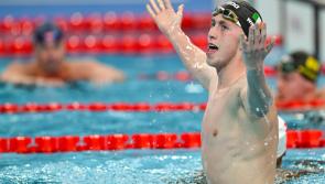 GOLD FOR IRELAND! Daniel Wiffen secures first place and breaks Olympic record in swimming final