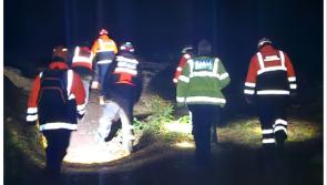 Garda&iacute; and rescuers rush to Irish mountain as two people go missing 