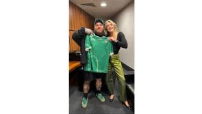Limerick GAA jersey presented to international music sensation ahead of 3Arena show