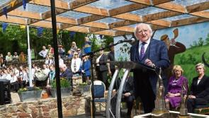 WATCH: Sun shines as President Michael D Higgins unveils Tidy Towns plaque in Birdhill