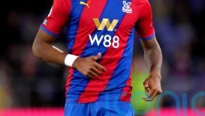Jordan Ayew among four Crystal Palace players to sign new one-year deals