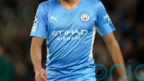 Vincent Kompany returns to Manchester City and tempts two players to Burnley