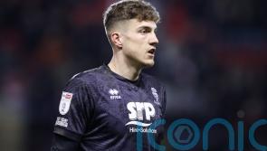 Goalkeeper Jordan Wright saves the day as Lincoln see off Barrow on penalties