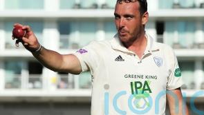 Hampshire&rsquo;s County Championship title bid boosted by unbeaten 57 from Kyle Abbot
