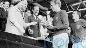 Football halts to honour the Queen as England managers lead tributes