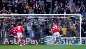 Steve Davis lauds injured keeper Jose Sa after penalty save in win for Wolves