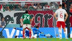 Robert Lewandowski sees penalty saved as Poland are held by Mexico