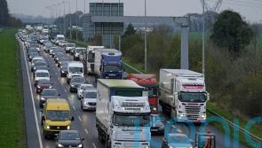 Government to slash car journeys and clamp down on parking spaces