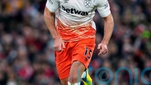 Wolves agree fee to sign West Ham defender Craig Dawson