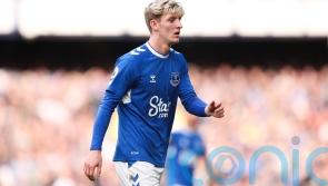 Anthony Gordon&rsquo;s absence from Everton continues amongst hope for transfer