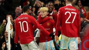 Manchester United produce late fightback to beat West Ham in the FA Cup