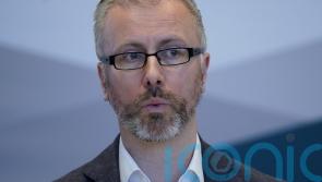 Hundreds of beds to be offered to rough-sleeping asylum seekers, minister says