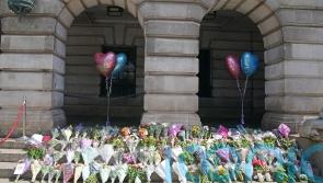 Ashes rivals unite in honour of Nottingham victims on opening day of series