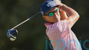 US Open Wrap: Rickie Fowler nails 70 foot putt, shares lead with Wyndham Clark