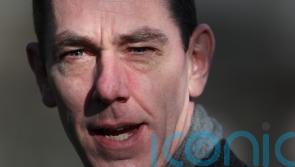 Tubridy apologises for not asking questions about reporting of his earnings