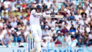 Stuart Broad six in final innings sets Australia 384 to win fifth Ashes Test