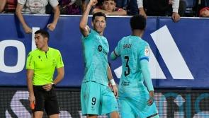 Barcelona snatch late win at Osasuna through Robert Lewandowski penalty