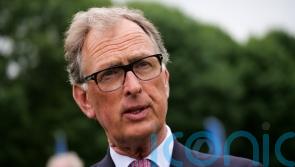 Roger Charlton to hand full control of training licence to son Harry