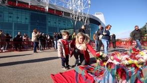Manchester United fans head to Old Trafford to pay tribute to Sir Bobby Charlton