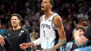 San Antonio Spurs record dramatic upset against Phoenix Suns in dying seconds