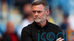 Barrow ensure Graham Alexander makes losing start as Bradford boss