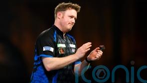 Jim Williams breezes into second round despite check-out mix-up