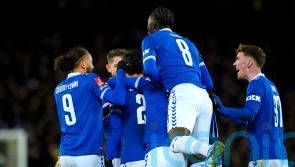 Andre Gomes free-kick earns Everton FA Cup replay victory over Crystal Palace