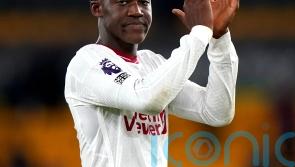 Erik ten Hag says playing with Casemiro will aid Kobbie Mainoo&rsquo;s development