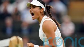 Wimbledon day three: Emma Raducanu wins after accepting Andy Murray offer