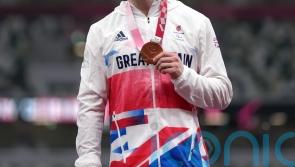 Jonnie Peacock piles pressure on his rivals as he targets a third Paralympic title