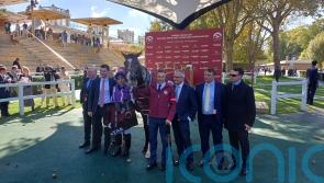 Illinois shows courage and class in Chaudenay victory