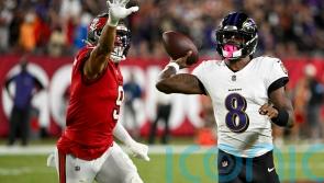 Lamar Jackson leads Baltimore Ravens to fifth straight victory