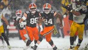Cleveland Browns stun divisional rivals Pittsburgh Steelers in the snow