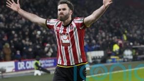 Sheffield United keep up pursuit of Leeds with victory over Middlesbrough