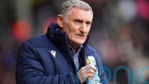 Tony Mowbray delighted with 10-man West Brom&rsquo;s &lsquo;Herculean&rsquo; victory over QPR