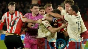 Mark Sykes checks Sheffield United&rsquo;s promotion charge as Bristol City take point