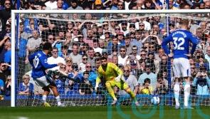 Arsenal&rsquo;s slim title challenge almost over after Everton draw