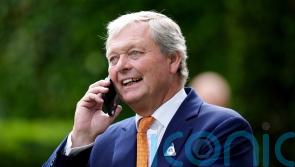 Newbury debut leaves My Ophelia&rsquo;s connections purring