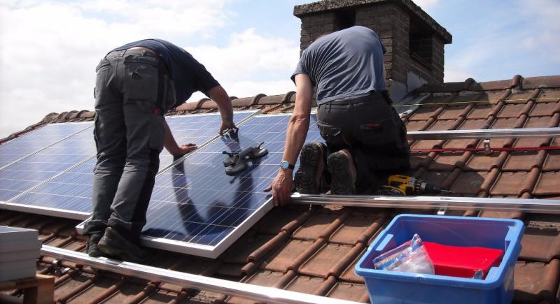 New planning regulations 'remove major barrier' for people installing solar panels