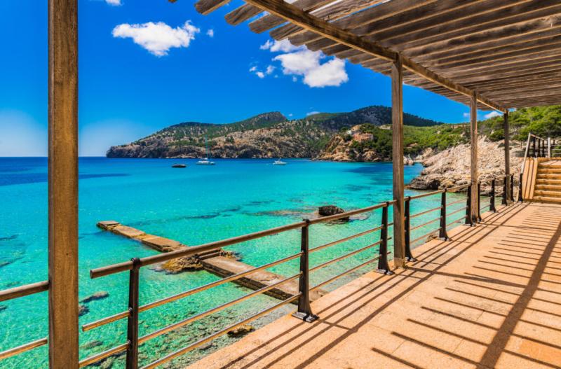 ALERT: Irish holidaymakers warned over new alcohol rules in Ibiza and Magaluf