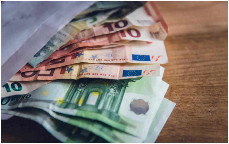 Heads up homeowners - Households set for cash boost as energy credit calls considered for Budget