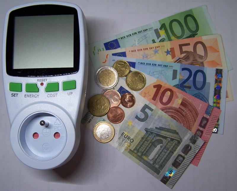 Windfall tax proceeds &lsquo;may not fund&rsquo; additional &euro;200 energy credit