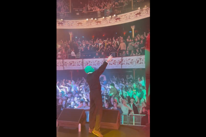 WATCH: Olympia crowd at Kneecap gig burst into rousing rendition of Fairytale of New York