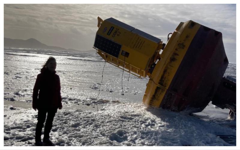 'Big scrap value in that!' - Storm &Eacute;owyn washes up an old victim of Storm Darragh on Irish beach