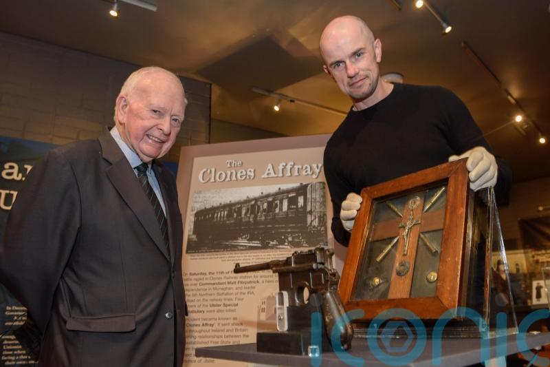 Shoot-out on Irish border remembered 100 years on