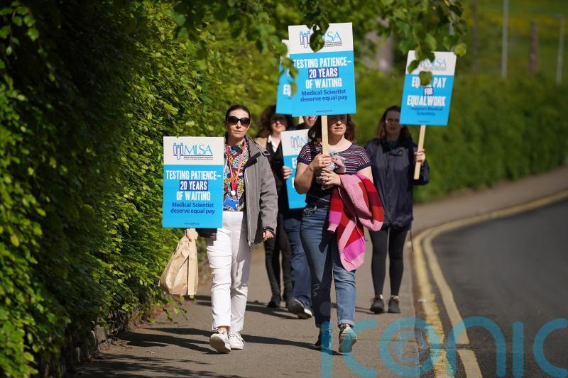 Industrial relations must be used to resolve medical scientists strike - Taoiseach