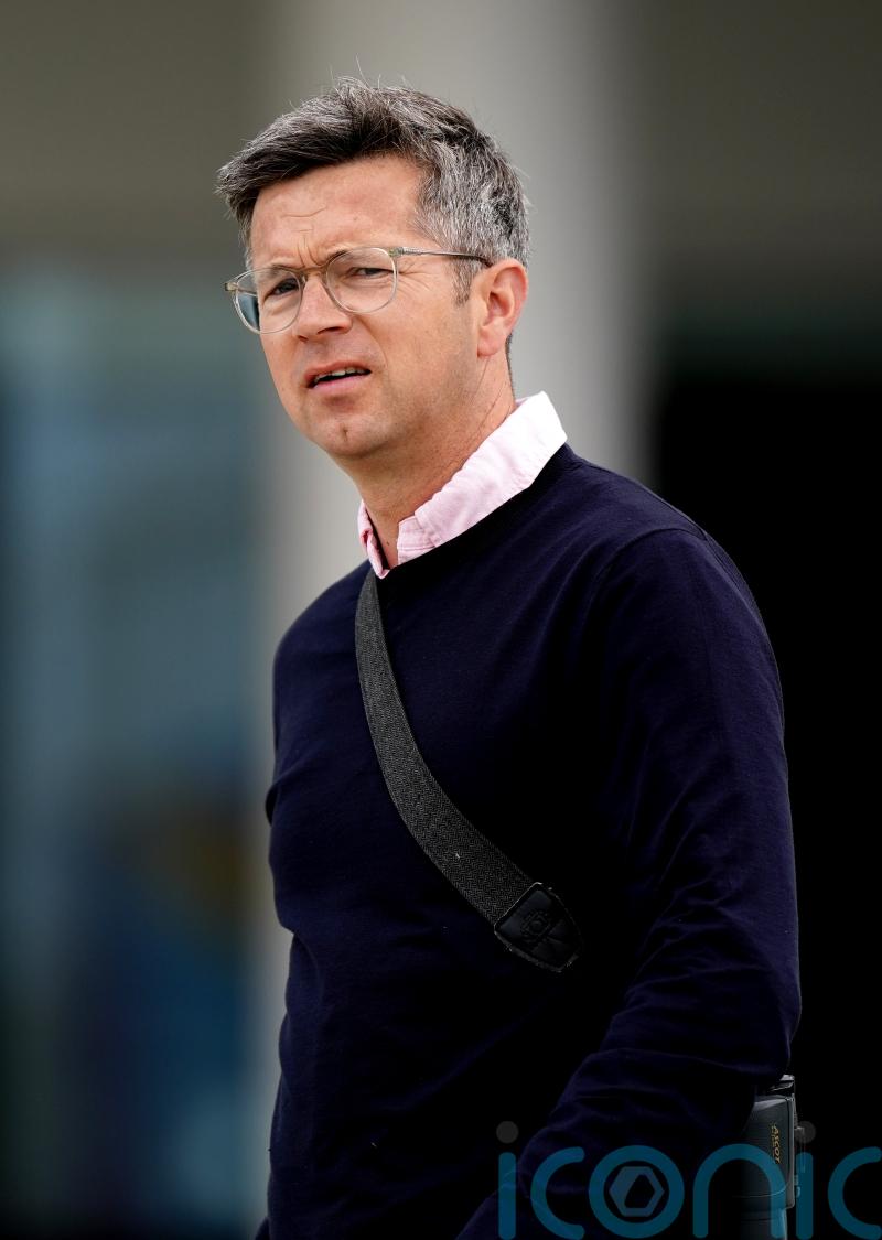 Varian leaning towards Windsor Castle with Bolt Action