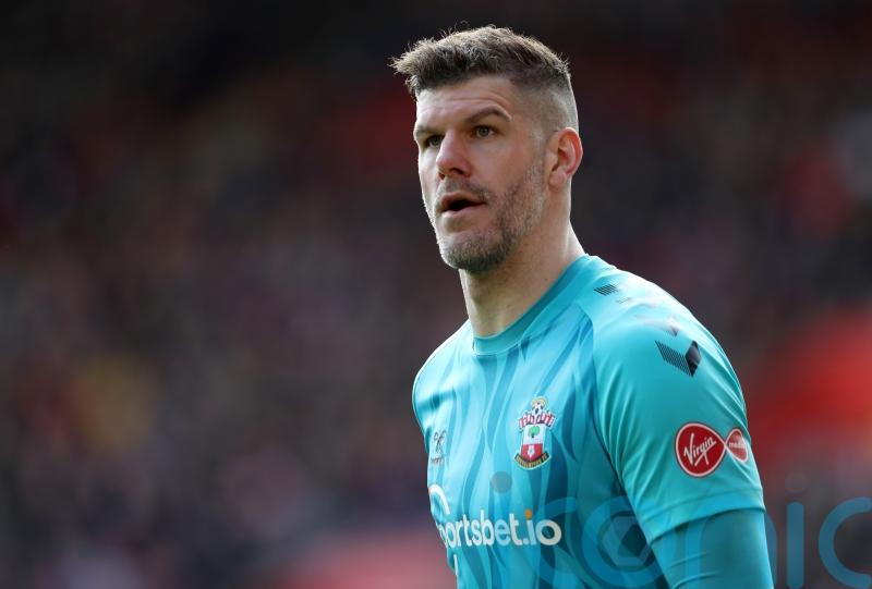 Fraser Forster to join Tottenham on free transfer from Southampton